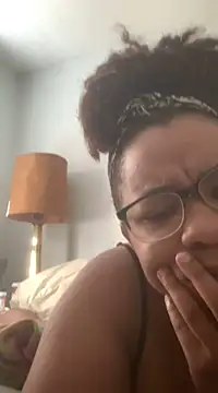 bustypothead online show from December 4, 2024, 4:49 pm