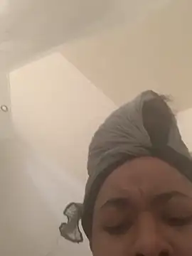 bustypothead online show from February 10, 2025, 8:31 am