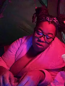 bustypothead online show from March 14, 2025, 9:46 am