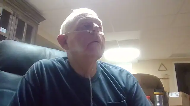 Snapshot of bootlegmanz chatting on September 20, 2025, 11:39 pm bootlegmanz online show from September 20, 2025, 11:39 pm