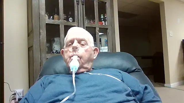 Snapshot of bootlegmanz chatting on September 26, 2025, 5:06 pm bootlegmanz online show from September 26, 2025, 5:06 pm