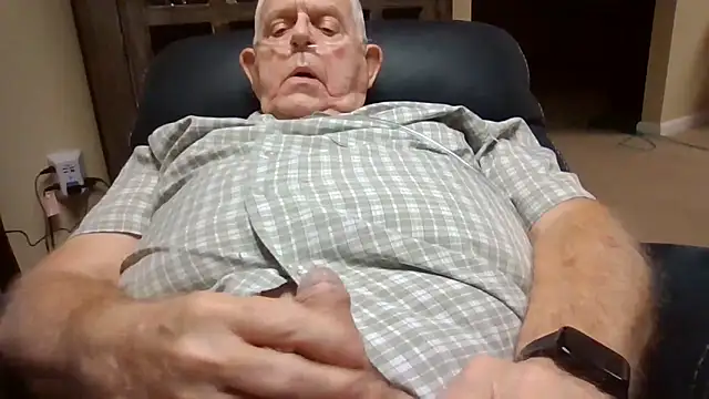 Snapshot of bootlegmanz chatting on September 29, 2025, 6:57 pm bootlegmanz online show from September 29, 2025, 6:57 pm