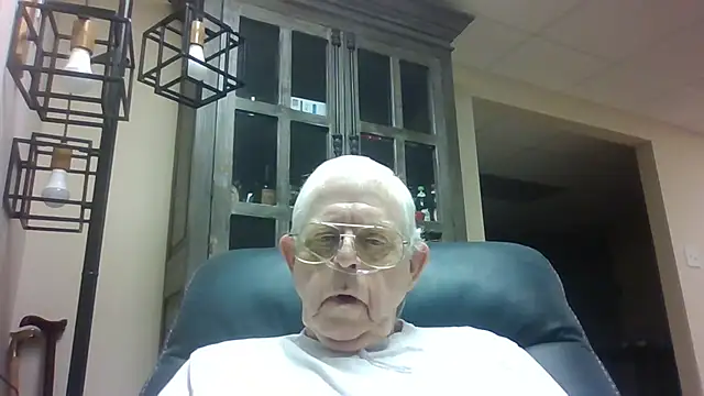 bootlegmanz online show from November 23, 2025, 4:07 pm