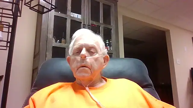 bootlegmanz online show from December 15, 2025, 6:56 pm