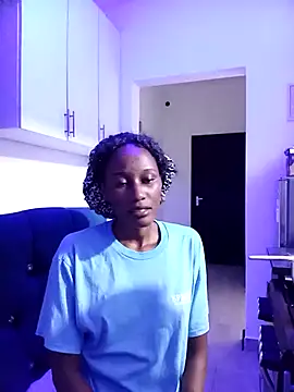 Snapshot of Lina-01 chatting on September 24, 2025, 6:55 pm Lina-01 online show from September 24, 2025, 6:55 pm