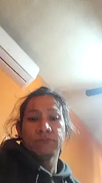 Snapshot of miicheele32 chatting on January 22, 2025, 7:24 pm miicheele32 online show from January 22, 2025, 7:24 pm