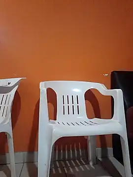 Snapshot of miicheele32 chatting on February 8, 2025, 6:55 pm miicheele32 online show from February 8, 2025, 6:55 pm