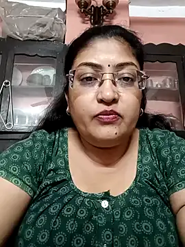 LAVERNIYA  online show from January 12, 2025, 1:48 pm
