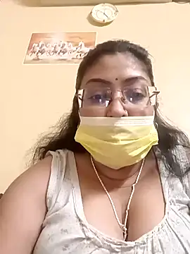 LAVERNIYA  online show from January 17, 2025, 11:27 am