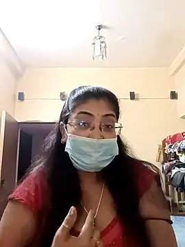 LAVERNIYA  online show from January 27, 2025, 8:07 pm