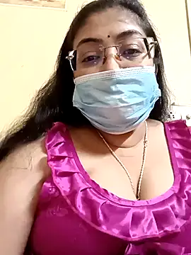 LAVERNIYA  online show from February 16, 2025, 12:10 pm