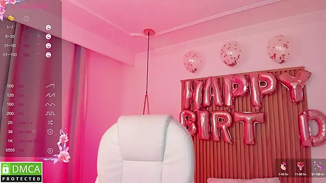 sophiecherry  online show from October 6, 2025, 10:07 pm