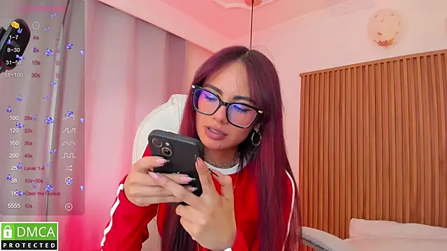 sophiecherry  online show from October 26, 2025, 8:15 pm