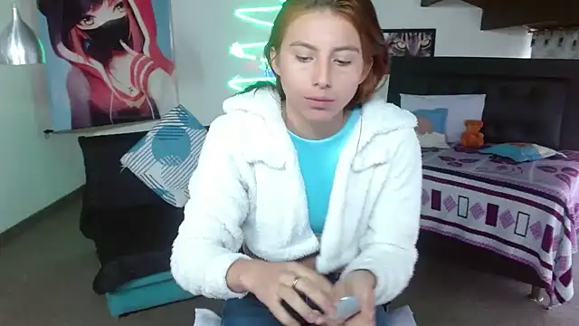 Snapshot of Kloe_Deker chatting on December 30, 2024, 1:36 pm Kloe Deker online show from December 30, 2024, 1:36 pm