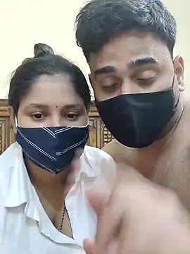 IND COUPLE1 online show from February 10, 2025, 9:58 pm