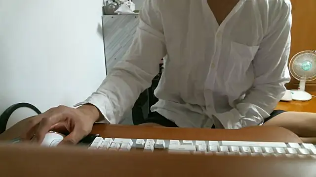 Stellan 0412 online show from June 14, 2026, 3:36 pm