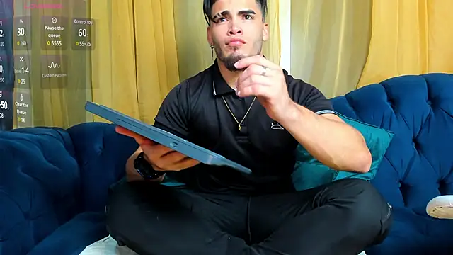 dante fox  online show from March 11, 2025, 3:16 am