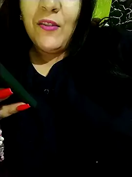 Snapshot of DALO3A85 chatting on January 21, 2025, 10:19 pm DALO3A85 online show from January 21, 2025, 10:19 pm