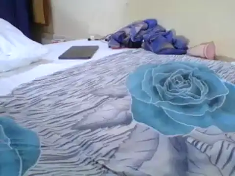 Snapshot of Brown_ebony chatting on February 24, 2025, 11:43 am Brown ebony online show from February 24, 2025, 11:43 am