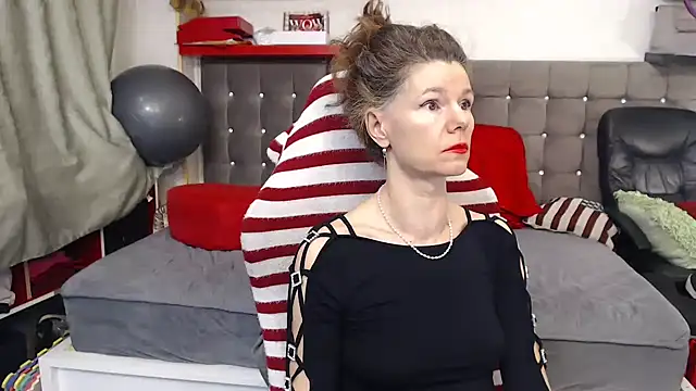 Snapshot of kellyterapy chatting on February 12, 2026, 8:15 pm kellyterapy online show from February 12, 2026, 8:15 pm