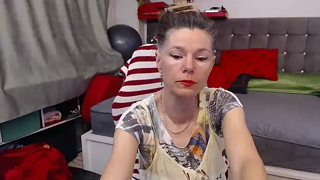 Snapshot of kellyterapy chatting on March 12, 2026, 6:41 am kellyterapy online show from March 12, 2026, 6:41 am