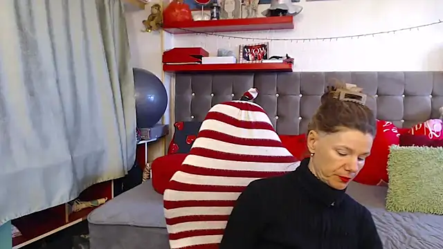 kellyterapy online show from May 3, 2026, 1:39 pm