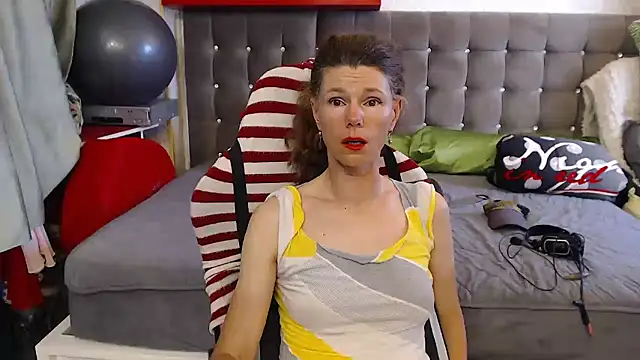 kellyterapy online show from June 14, 2026, 4:20 pm