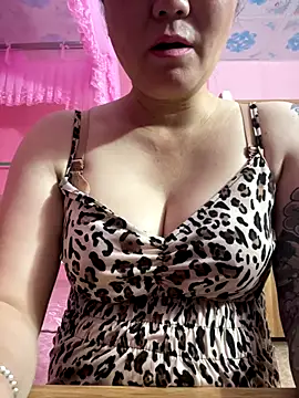 Snapshot of Ory22 chatting on October 18, 2025, 9:32 am Ory22 online show from October 18, 2025, 9:32 am