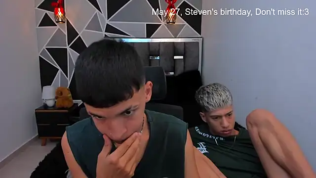 Snapshot of Juan_Nd_Steven chatting on May 9, 2026, 10:48 pm Juan Nd Steven online show from May 9, 2026, 10:48 pm