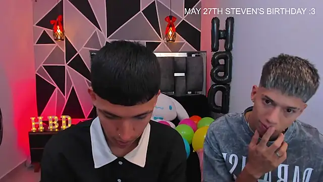 Snapshot of Juan_Nd_Steven chatting on May 27, 2026, 2:41 am Juan Nd Steven online show from May 27, 2026, 2:41 am