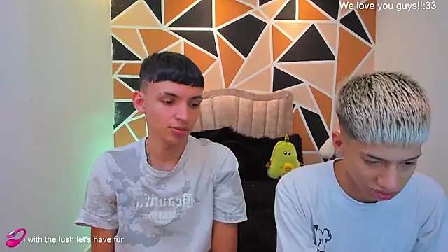 Snapshot of Juan_Nd_Steven chatting on July 24, 2026, 2:20 am Juan Nd Steven online show from July 24, 2026, 2:20 am