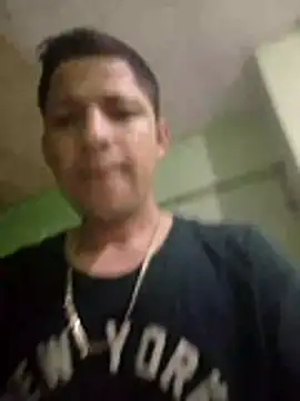 Alonsomadeira online show from February 15, 2026, 5:37 am