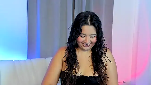 Snapshot of LiahDiaz chatting on September 9, 2025, 3:33 pm LiahDiaz online show from September 9, 2025, 3:33 pm