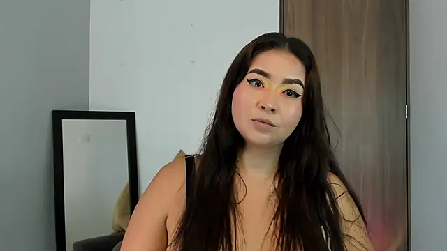 LiahDiaz online show from May 13, 2026, 3:20 pm