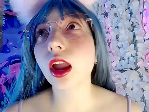 barbarablade online show from November 9, 2025, 2:43 am