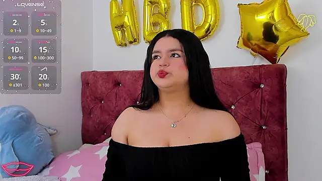 Snapshot of skyhotgirll chatting on March 29, 2026, 5:46 pm skyhotgirll online show from March 29, 2026, 5:46 pm