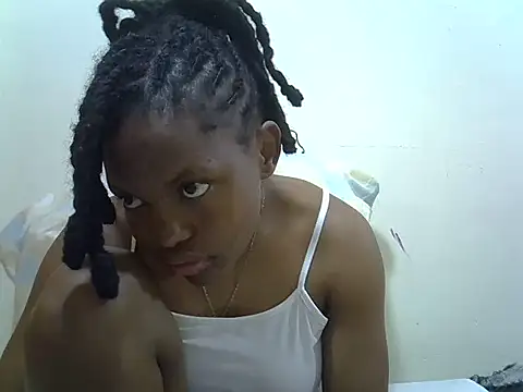 Snapshot of sexy_pesh003 chatting on September 18, 2025, 8:33 pm sexy pesh003 online show from September 18, 2025, 8:33 pm