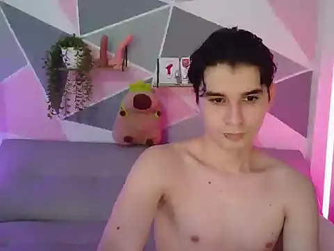 Snapshot of AndrewAnndCherry chatting on September 23, 2025, 12:57 am AndrewAnndCherry online show from September 23, 2025, 12:57 am