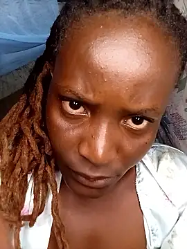 Snapshot of pretty_prickle chatting on January 5, 2026, 6:11 pm pretty prickle online show from January 5, 2026, 6:11 pm