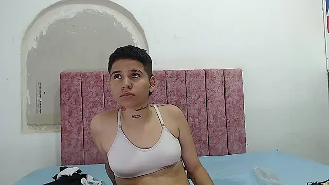 cami hots online show from February 28, 2025, 5:48 am