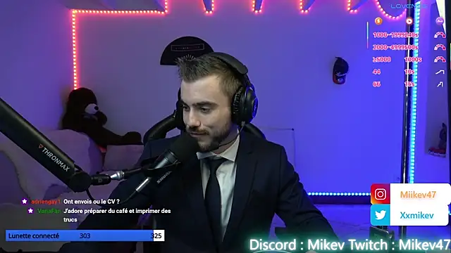 Snapshot of Mikev chatting on September 22, 2025, 6:10 pm Mikev online show from September 22, 2025, 6:10 pm
