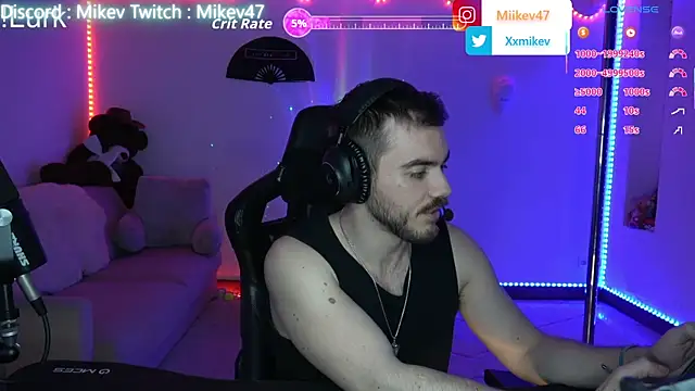 Snapshot of Mikev chatting on February 21, 2026, 7:15 pm Mikev online show from February 21, 2026, 7:15 pm