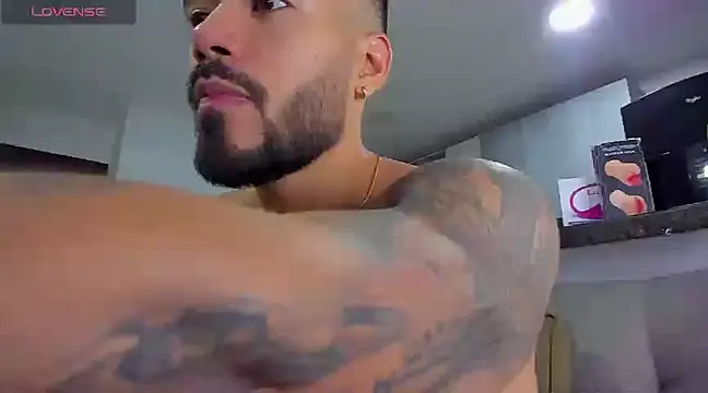 Alexander Martines online show from January 19, 2025, 3:39 am