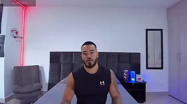 Alexander Martines online show from January 26, 2025, 9:51 pm