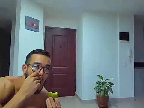 Alexander Martines online show from September 11, 2025, 10:43 pm