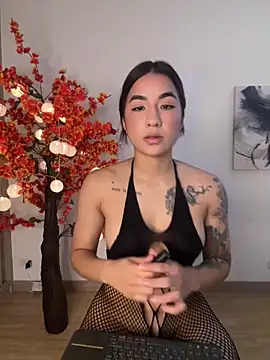 Snapshot of VictoriaHiill chatting on February 10, 2026, 2:10 pm VictoriaHiill online show from February 10, 2026, 2:10 pm