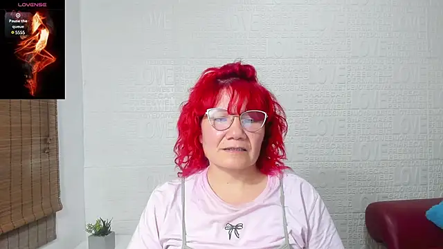 Salomeediaz  online show from January 4, 2025, 9:09 pm