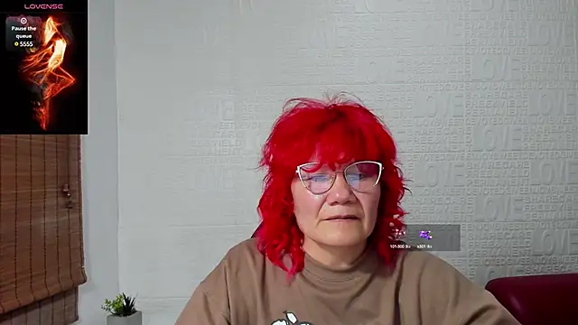 Salomeediaz  online show from January 8, 2025, 8:50 pm
