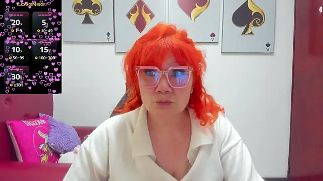 Salomeediaz  online show from May 2, 2026, 9:20 pm