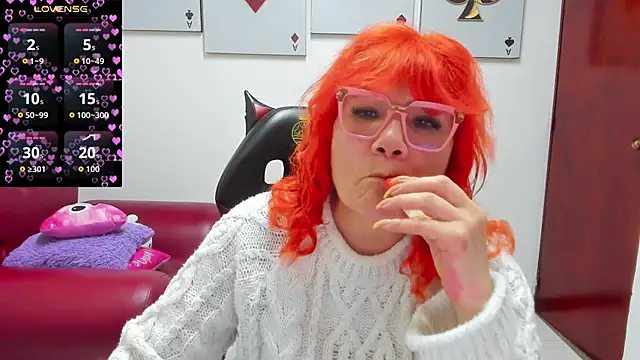 Salomeediaz  online show from May 4, 2026, 9:11 pm